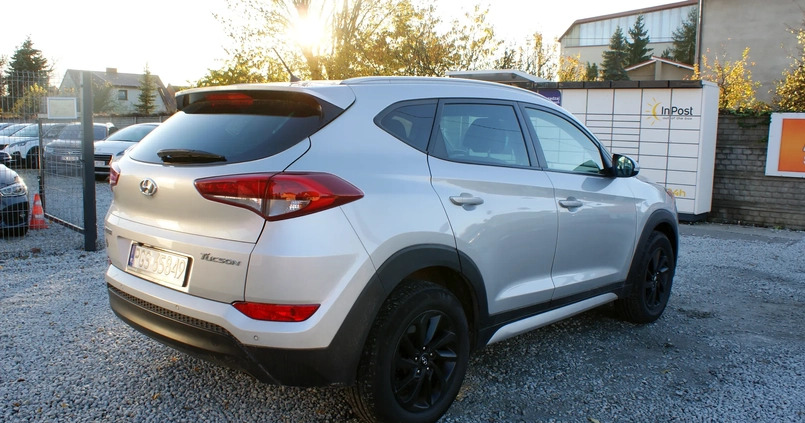 Hyundai Tucson cena 66700 przebieg: 125244, rok produkcji 2016 z Rychwał małe 254